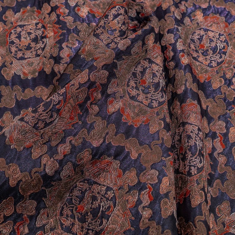 Purple Red Rayon Floral Jacqua - Sewing Fabric recension och pris