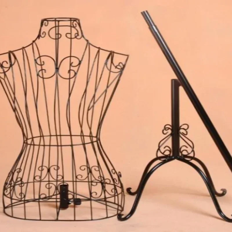 Iron Female Mannequin Torso wi - Dress Form Mannequin recension och pris