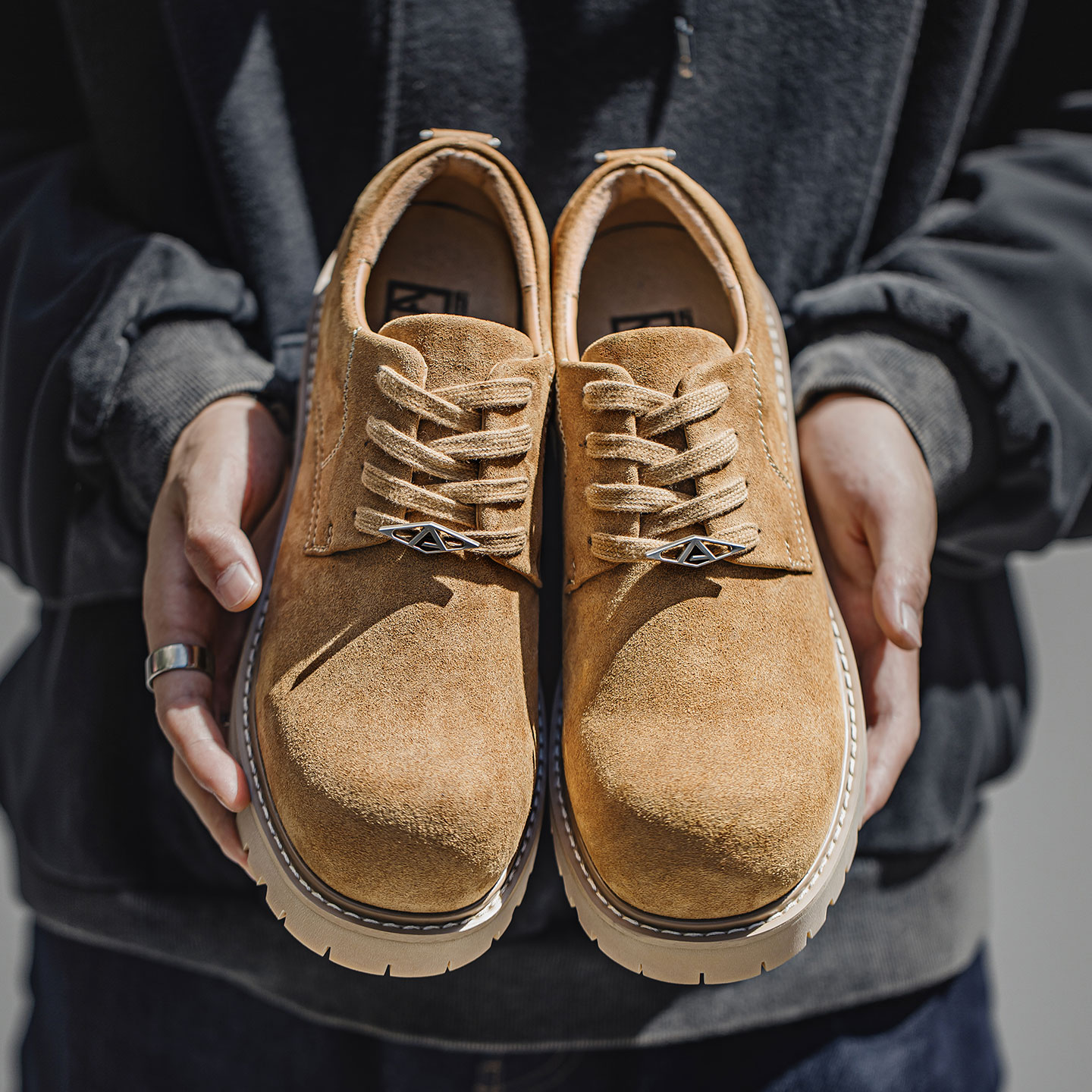 Mr.A Brand Suede Designer Shoe - Sewing Latex recension och pris